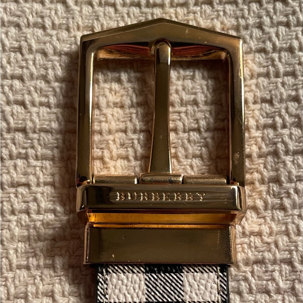 Reversible Burberry Belt